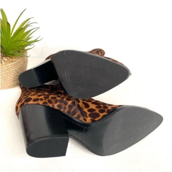 Marc Fisher Alva leopard print Calf Hair Booties 7 New - Picture 6 of 7